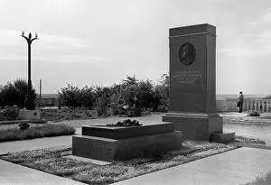 Biologist: Ivan Michurin's tomb