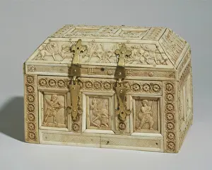 Altered: Ivory case decorated with rosettes