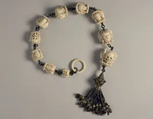 Rosary: Ivory rosary