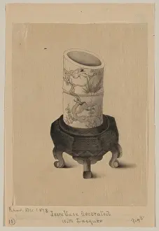Lacquer: Ivory vase decorated with lacquer