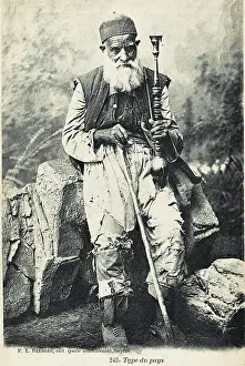 Tatters: Izmir - Poor old Country Chap