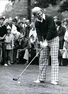 15000: Jack Nicklaus, golfer, playing in Germany