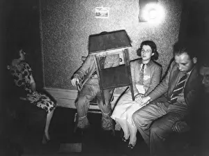 Psychic News: Jack Webber, Welsh medium, lifting a table