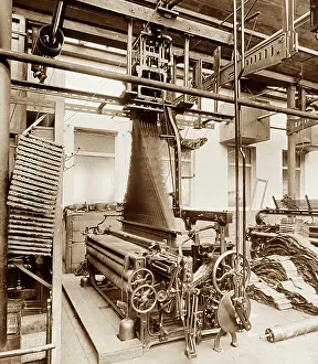 Jacquard: Jacquard loom in a woollen mill in Bradford