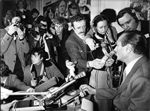 Microphones: Jacques Chirac elected Mayor of Paris