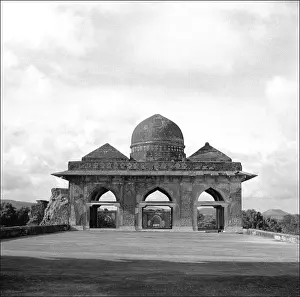 Mahal: Jahaz Mahal - Mandu