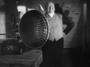 Phonograph: Jakob Tiedtke