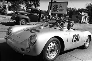 Porsche: James Dean in 1955 in his Porsche Spyder