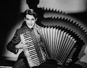 Accordion: James Stewart