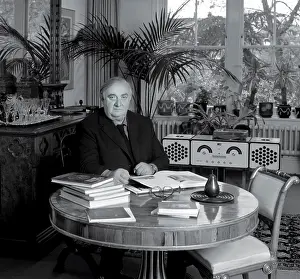 The Tim Mercer Portraiture Collection: James Stirling - British architect