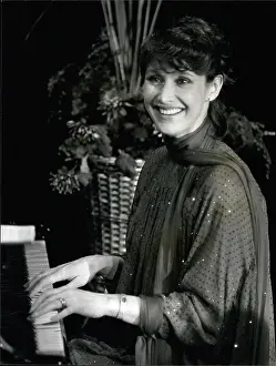 Tonight: Jan Leeming, BBC newsreader, at the piano