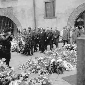 Ctkvintage: Jan Palach - coffin - funeral - last respects