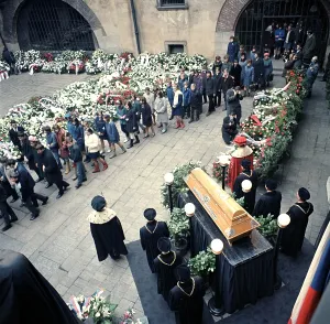 Normalization: Jan Palach - coffin - funeral - last respects