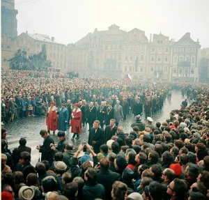 Palach: Jan Palach - funeral procession - university dignitaries