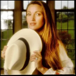 Shone: Jane Seymour