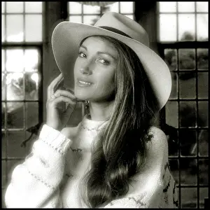 Shone: Jane Seymour bw