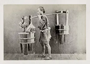 Renjo: Japan - porter or vendor carrying a load