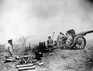 Practicing: Japanese artillery during an exercise, 1937