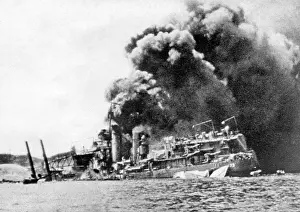 Sinks: Japanese attack on Pearl Harbor, 1941