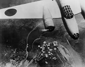 Chongqing: Japanese bomber in flight over China, Sept. 14