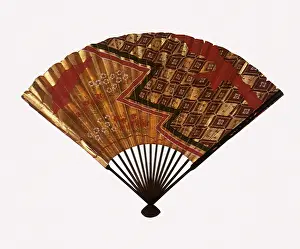 Zigzag: Japanese Chukei Fan