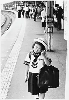 Commuting: JAPANESE SCHOOLGIRL