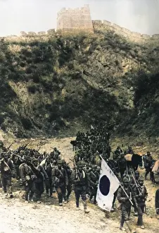 Shanxi: Japanese troops near Great Wall