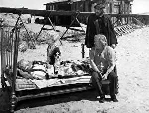 Hogue: Jason Robards - Stella Stevens - David Warner