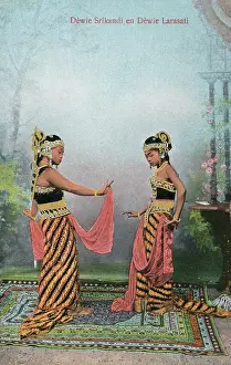 Dewie: Java - Indonesia - Traditional Dance Moves