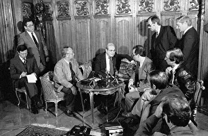 Perez: Javier Perez de Cuellar and members of United