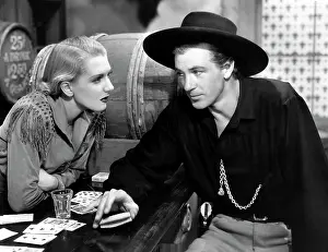 Plainsman: Jean Arthur - Gary Cooper