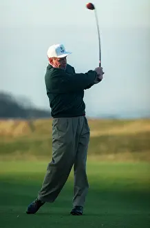 Chogm: Jean Chretien Tees Off