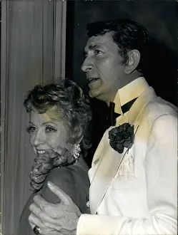 Montparnasse: Jean-Claude Pascal, Danielle Darrieux, Paris theatre return