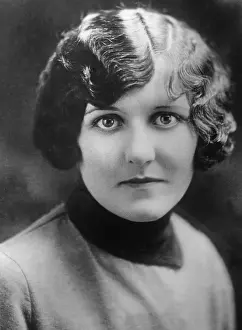 Pageant: Jean Dreelan, 1926