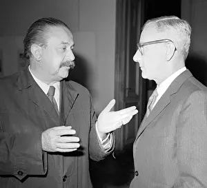 Hoffmeister: Jean Effel - Lenin Peace Prize