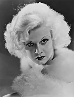Harlow: Jean Harlow in Dinner at Eight, 1933