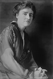 English Language: Jean Webster, wrote witty novels, most with young