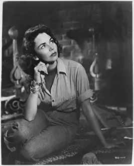 Gentry: Jennifer Jones - Actress - Celebrity