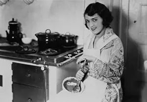 Jugo: Jenny Jugo in her kitchen, 1929