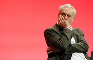 Sitzen: Jeremy Corbyn MP