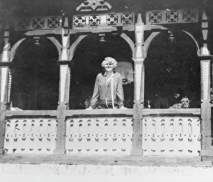 Salzkammergut: Jeritza in her villa in Unterach