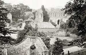 Jervaulx: Jervaulx Abbey, Yorkshire