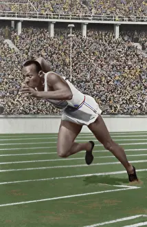 Sprinting: Jesse Owens starting his record breaking 200-meter