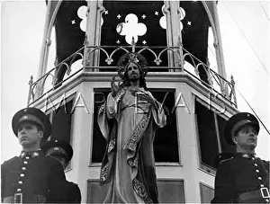 Christo: JESUS ON FLOATING CHURCH