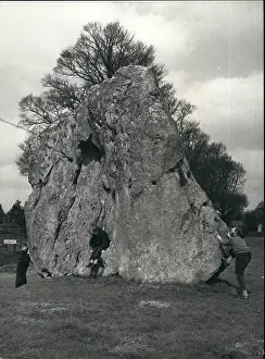 Avebury: Jewels - Minerals - Mining - Rocks