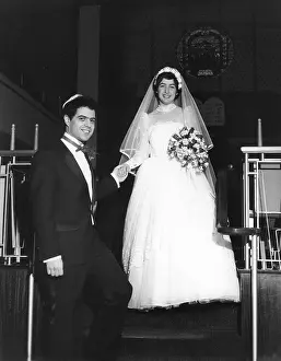 Wembley: JEWISH BRIDE & GROOM