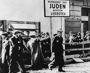 Deportation: Jewish ghetto in Poland