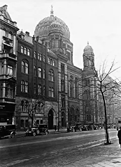 Oranienburgerstrasse: Jewish Synagogue in Berlin, 1929