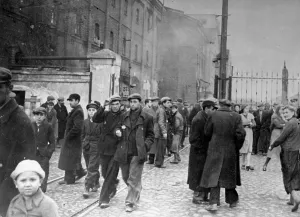 Kutno: Jews in the Ghetto of Kutno, 1941