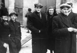Ghetto: Jews in Warsaw, 1939